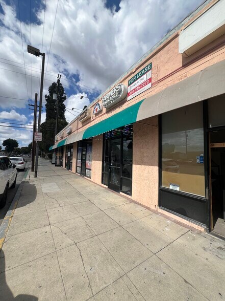 More Photos Of 12025-12033 Garfield Ave, South Gate Freestanding For Lease