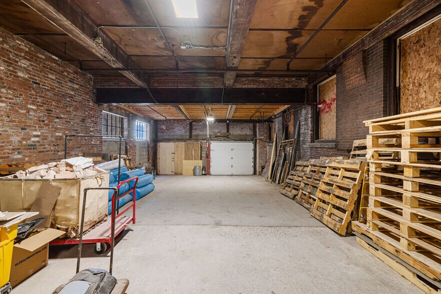 More Photos Of 28 Anawan St, Fall River Manufacturing For Sale