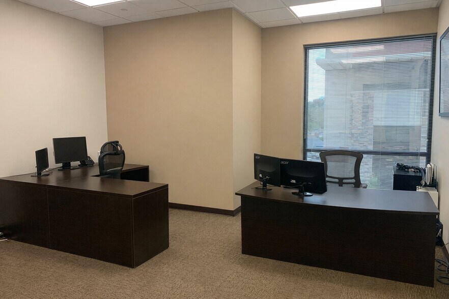 More Photos Of 3145 Saint Rose Pky, Henderson Coworking Space