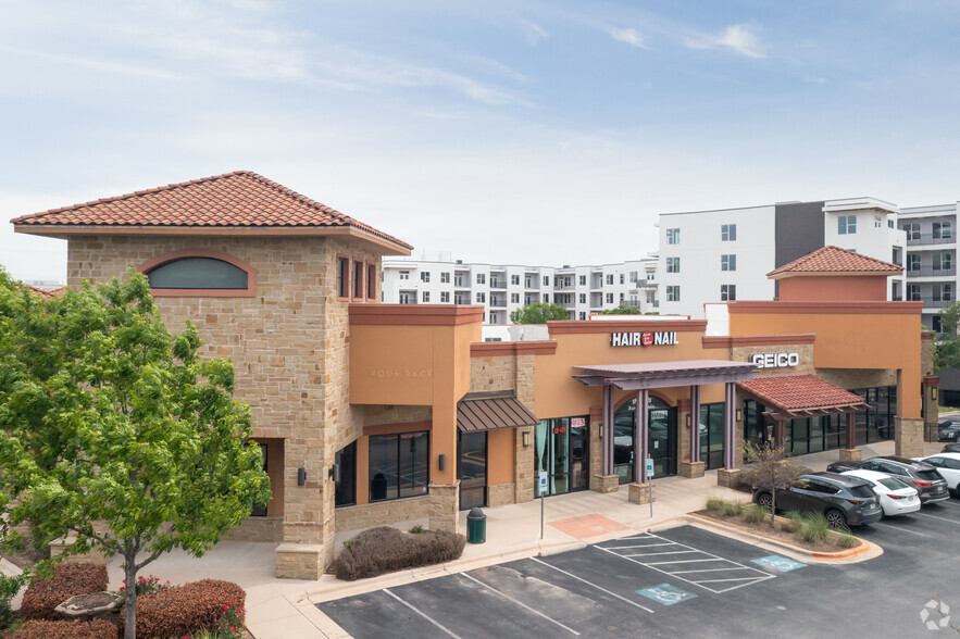 Primary Photo Of 11101 Burnet Rd, Austin Health Club For Lease