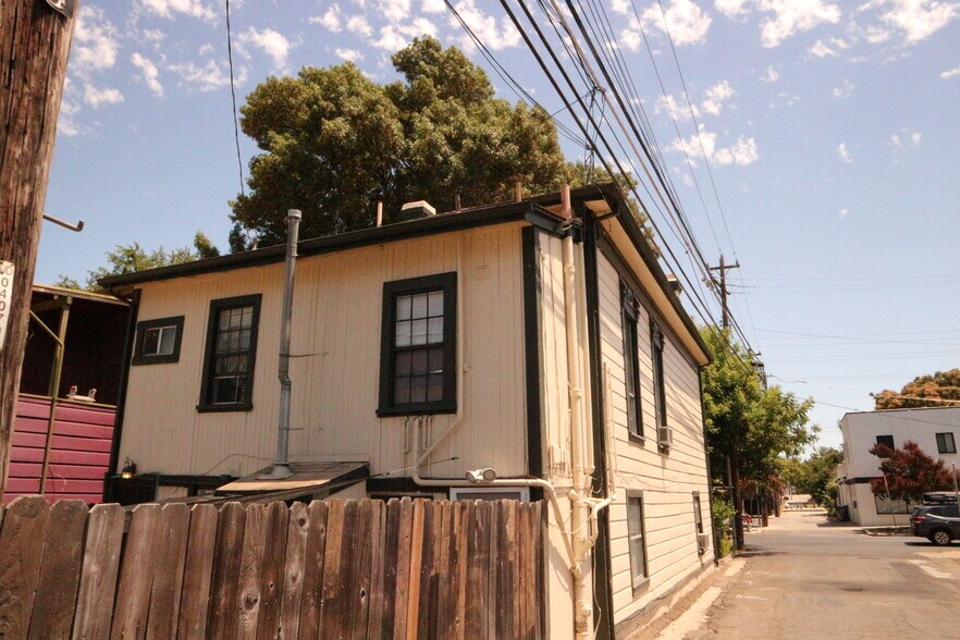 More Photos Of 1514 19th, Sacramento Multifamily For Sale