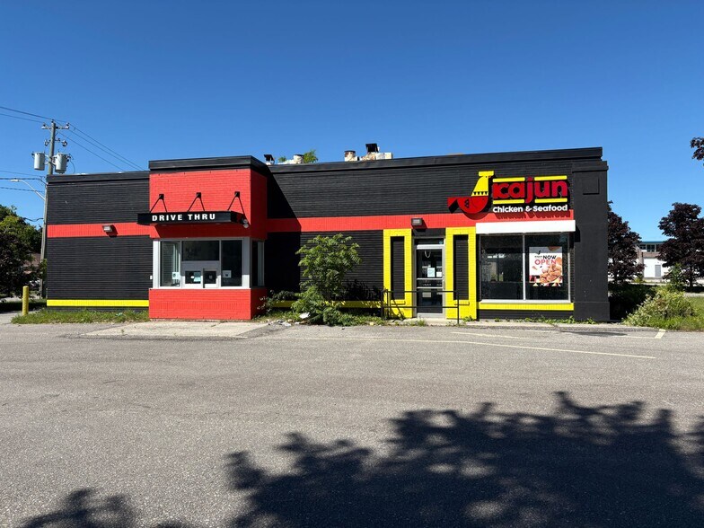 More Photos Of 327 Atherley Rd, Orillia Fast Food For Sale