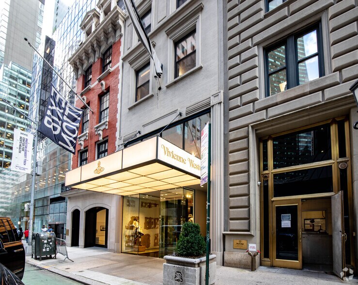 More Photos Of 14 E 55th St, New York General Retail For Sale