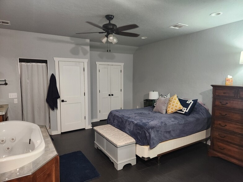 More Photos Of 17432 NE North Dr, Fletcher Religious Facility For Sale