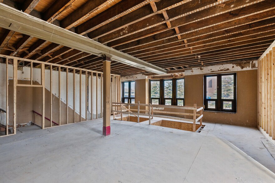 More Photos Of 800-804 W Girard Ave, Philadelphia Storefront Retail Office For Sale