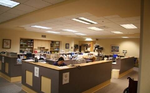 More Photos Of 404 NW Hall of Fame Dr, Lake City Medical For Lease