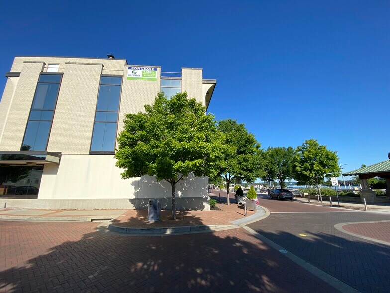 More Photos Of 100 Saint Ann St, Owensboro Office For Lease