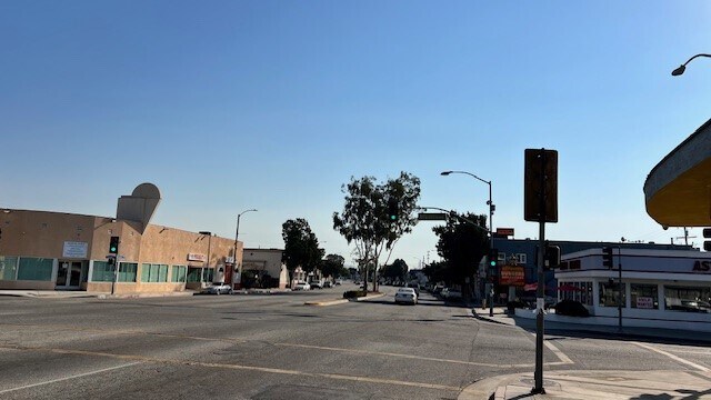 More Photos Of 3505 W Beverly Blvd, Montebello Office For Lease