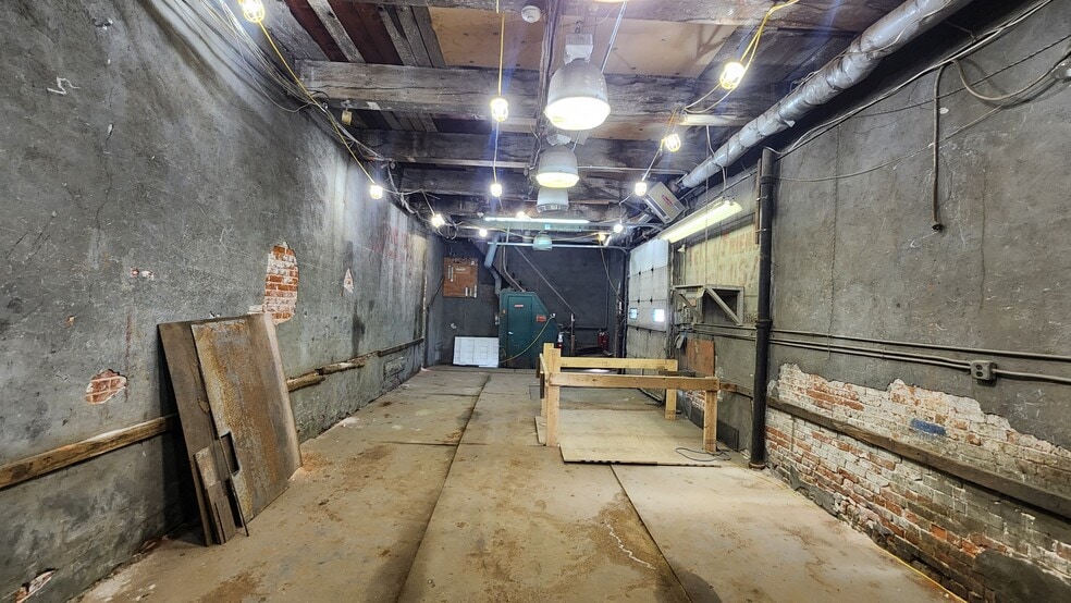 More Photos Of 51 Harding St, Worcester Warehouse For Sale