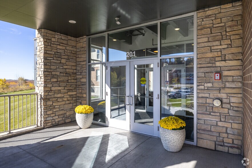 More Photos Of 201 El Dorado Dr, Jordan Apartments For Lease