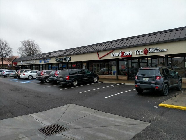 More Photos Of 858-864 Main St, Wintersville General Retail For Sale