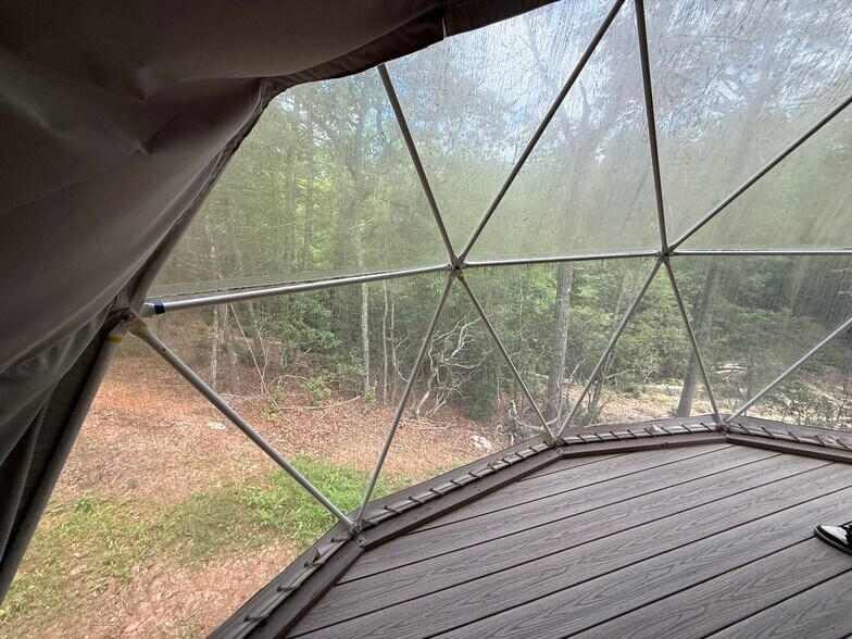 More Photos Of 1105 Fall Creek Rd, Purlear Apartments For Sale