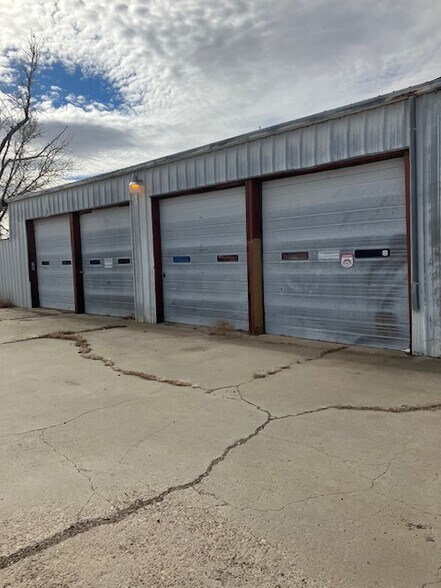 More Photos Of 10716 SE 3rd Ave, Amarillo Warehouse For Lease