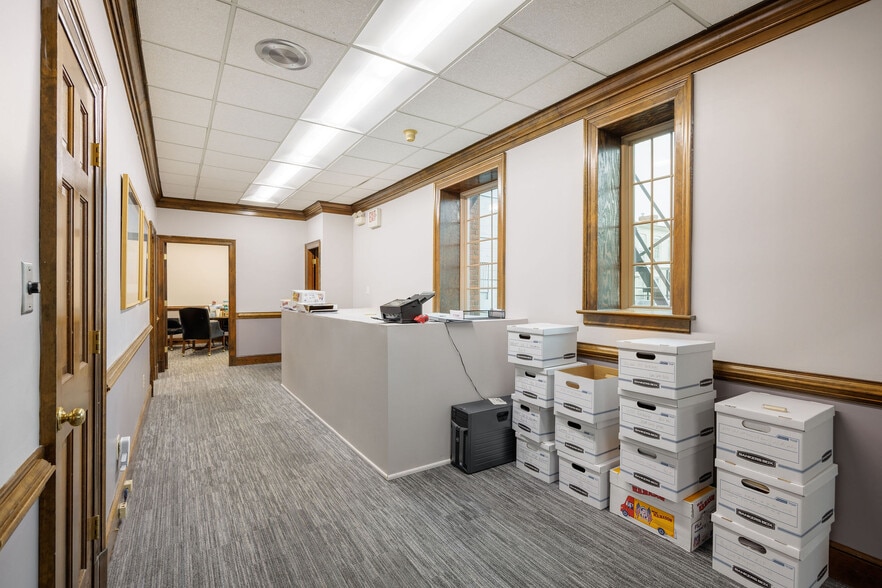 More Photos Of 16 S 2nd St, Richmond Office For Lease