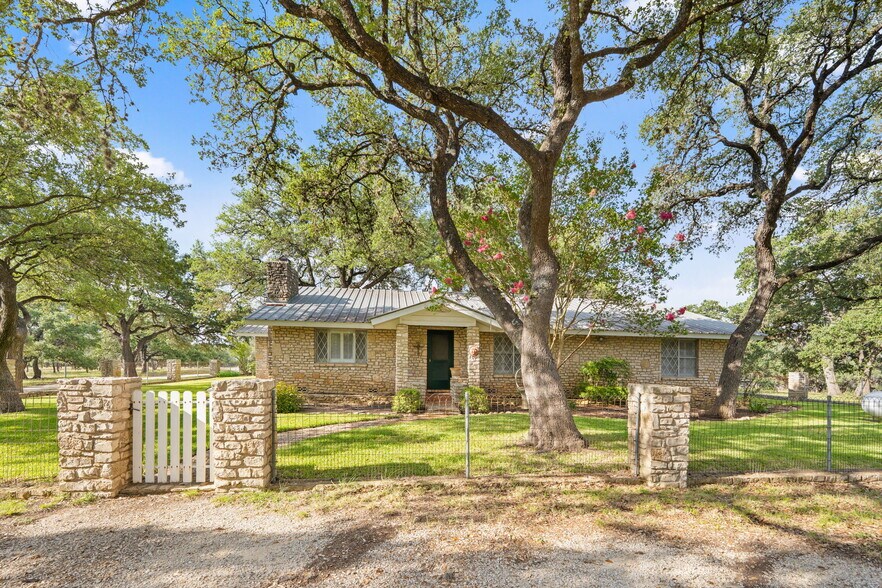 More Photos Of 443 Ammann Rd, Fair Oaks Ranch Land For Sale