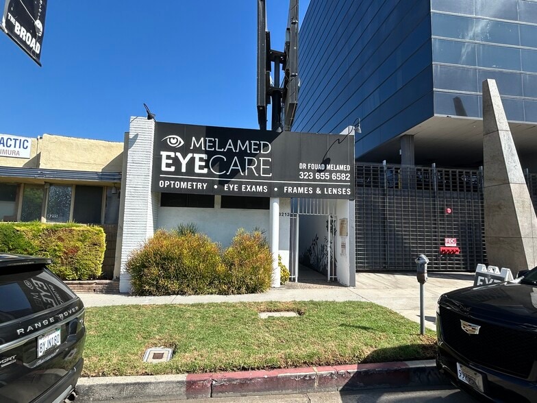 More Photos Of 8213 Beverly Blvd, Los Angeles Medical For Sale