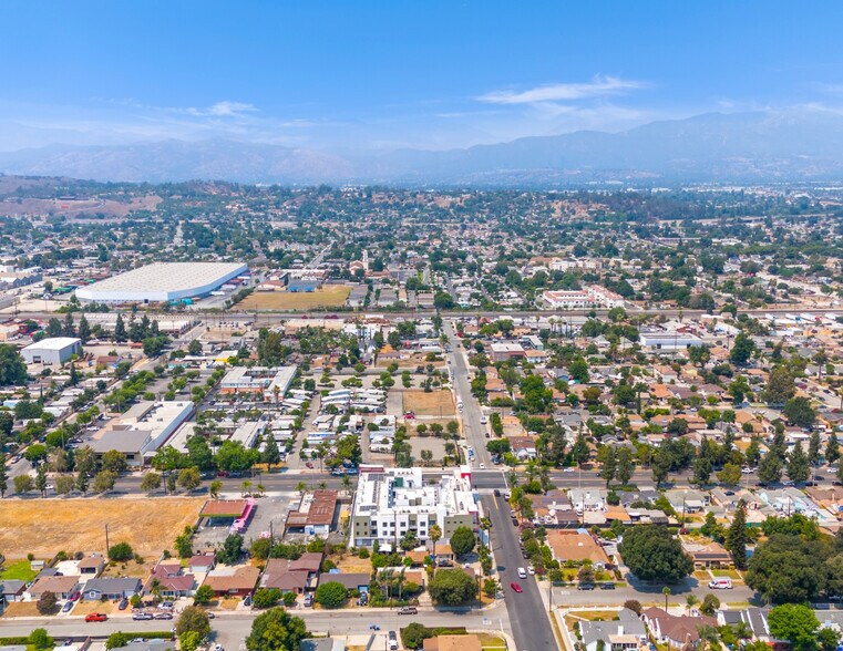 More Photos Of 1300 W Mission Blvd, Pomona Apartments For Sale