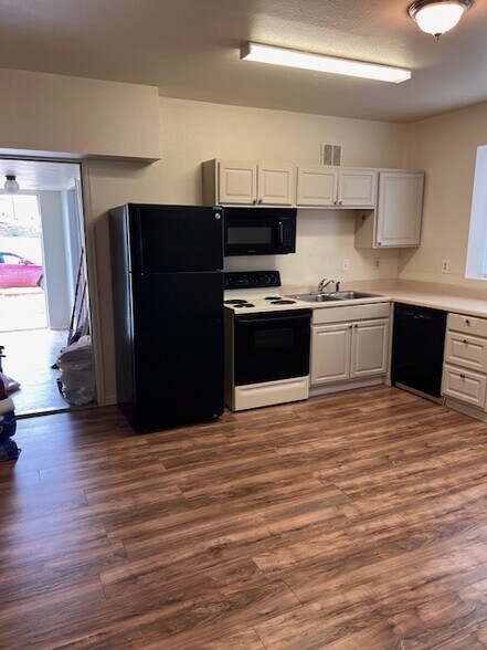 More Photos Of 217 W Masonic Ave, Cripple Creek Apartments For Sale