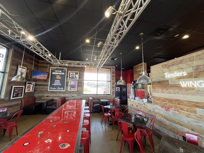 More Photos Of 1423 W Appleway Ave, Coeur d'Alene Fast Food For Lease