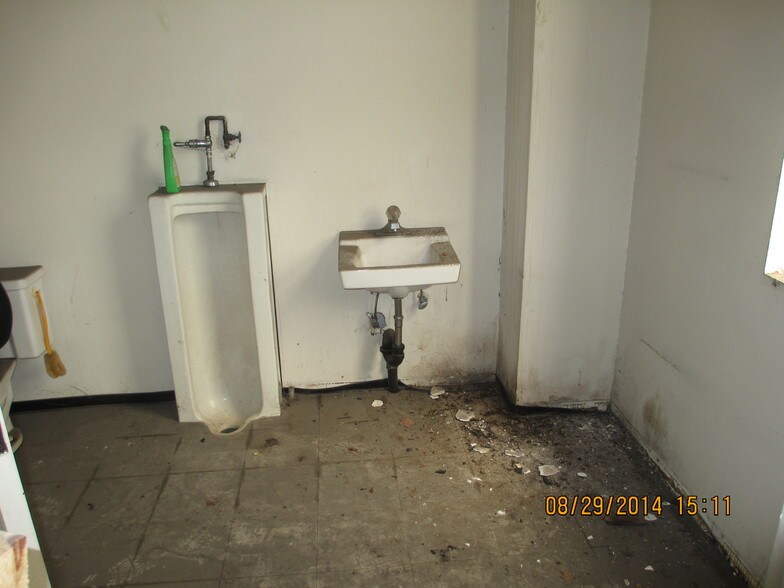 More Photos Of 1518-1536 W Baltimore St, Baltimore Warehouse For Sale