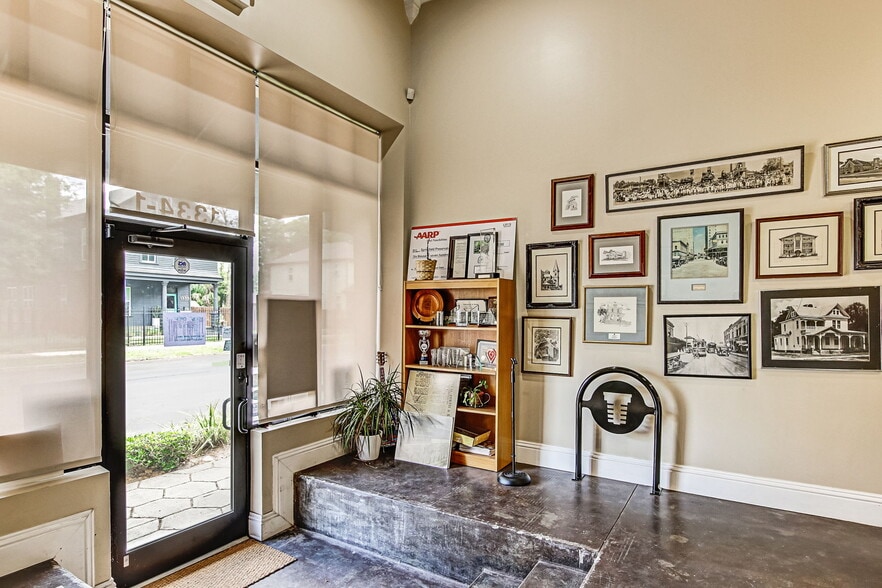 More Photos Of 1334 Walnut St, Jacksonville Office For Sale