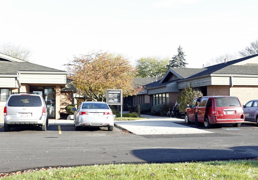 More Photos Of 1140 Independence Ave, Marion Medical For Lease