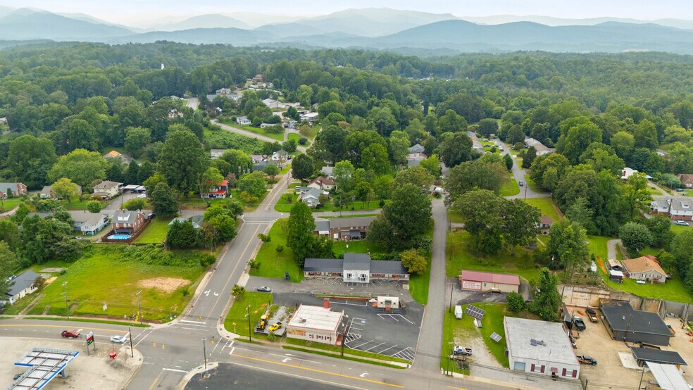 More Photos Of 671 E Court St, Marion Multifamily For Sale