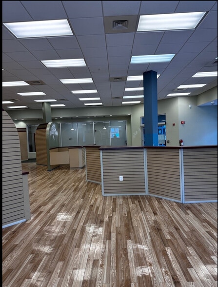 More Photos Of 525 Amherst St, Winchester Medical For Lease