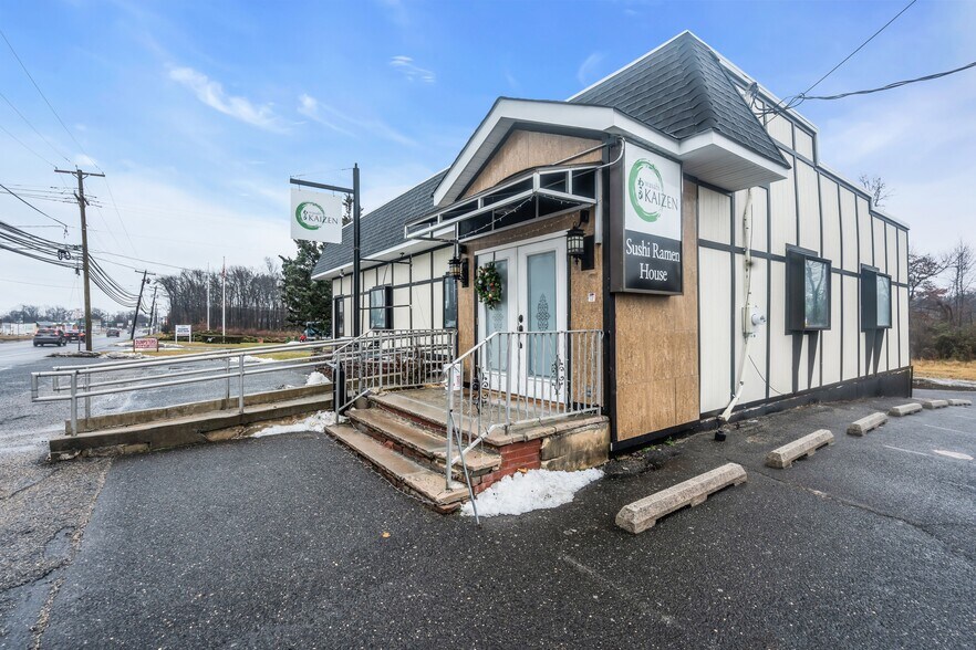 More Photos Of 392 Rt-34, Matawan Restaurant For Sale