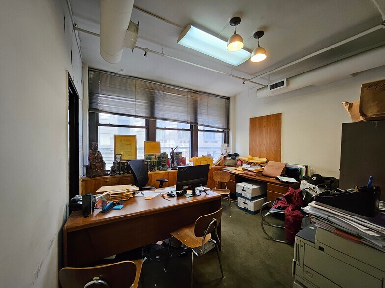 More Photos Of 49 W 24th St, New York Loft Creative Space For Sale