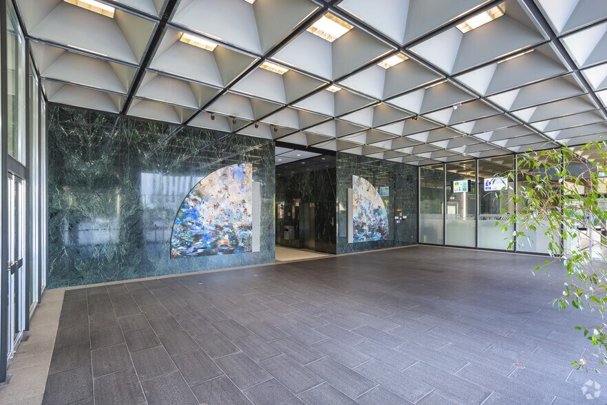 More Photos Of 3700 Wilshire Blvd, Los Angeles Office For Lease