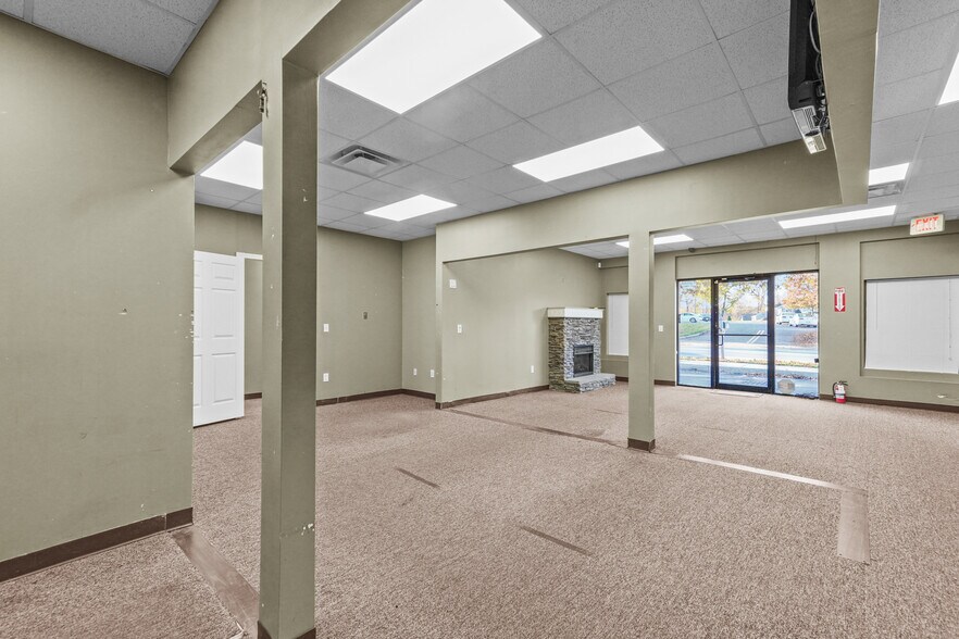 More Photos Of 495 Central Ave, Seekonk Medical For Lease