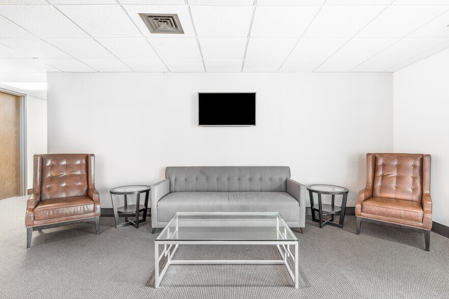 More Photos Of 5100 Poplar Ave, Memphis Coworking Space