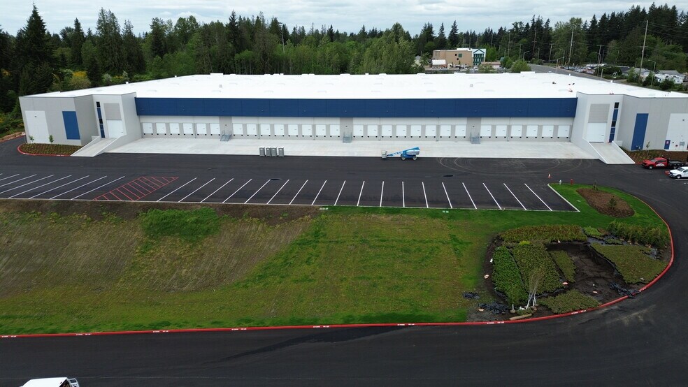 More Photos Of 15720 Canyon Rd E, Puyallup Distribution For Sale