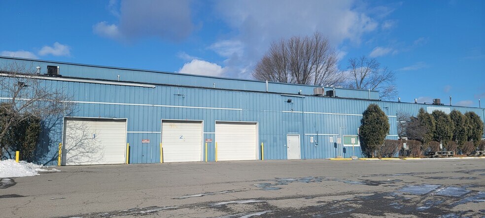 More Photos Of 422 W Onondaga St, Syracuse Warehouse For Sale