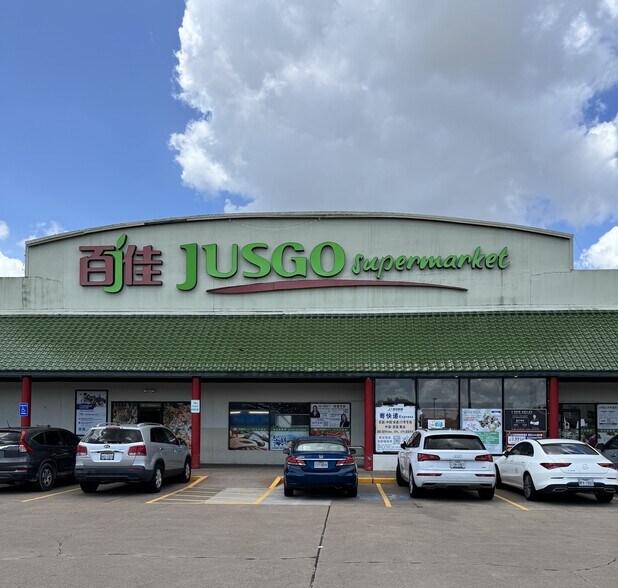 More Photos Of 9250-9288 Bellaire Blvd, Houston General Retail For Lease