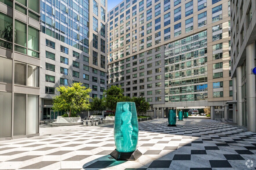 More Photos Of 1177 Market St, San Francisco Apartments For Lease