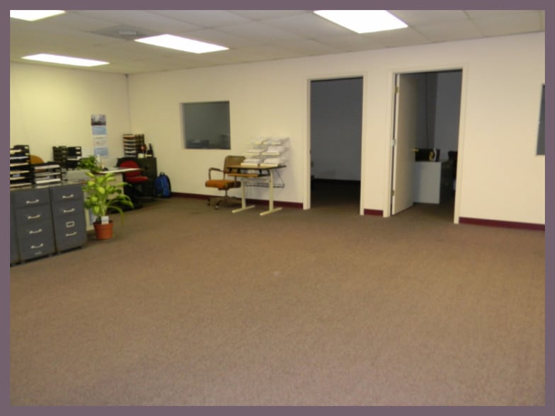 More Photos Of 902 Cooke Ave, Norfolk Distribution For Lease