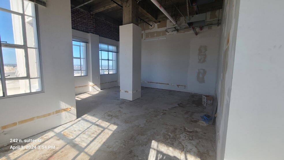 More Photos Of 242 N Sutter St, Stockton Apartments For Sale