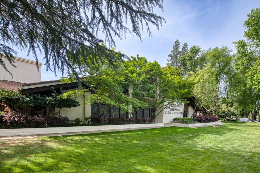 More Photos Of 3636-3640 American River Dr, Sacramento Office For Sale