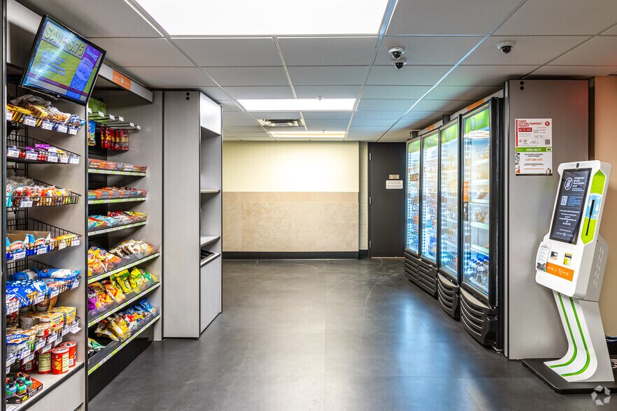 More Photos Of 909 Walnut St, Kansas City Apartments For Lease