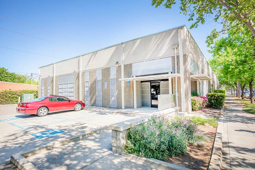 More Photos Of 1920 20th St, Sacramento Office For Lease