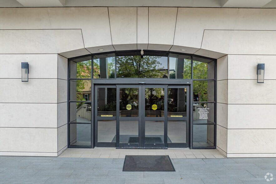 More Photos Of 215 S Monroe St, Tallahassee Office For Lease