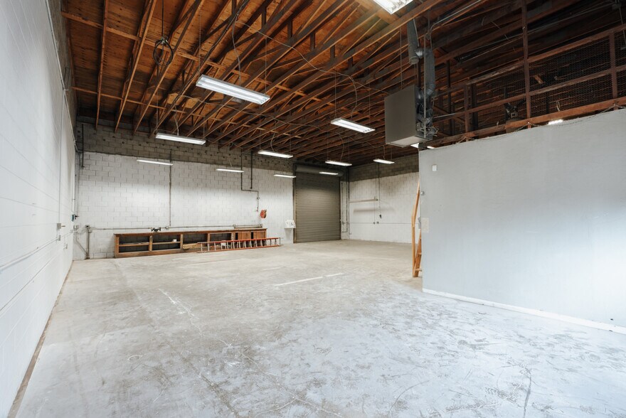 More Photos Of 334 Purissima St, Half Moon Bay Freestanding For Sale