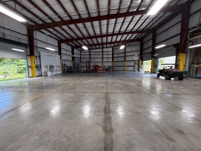 More Photos Of 201 Kapaa Quarry Pl, Kailua Warehouse For Lease