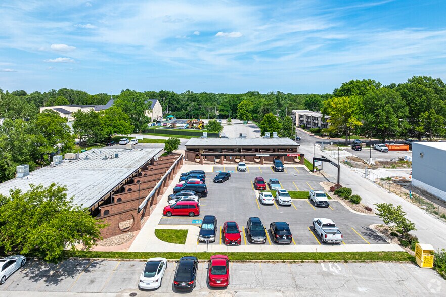 More Photos Of 816-818 NW Park Ln, Lee's Summit Office For Lease