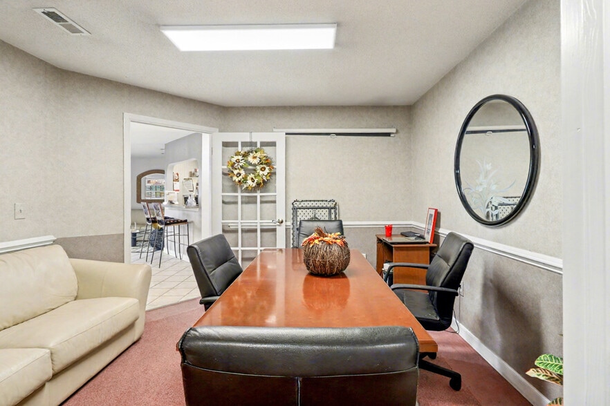 More Photos Of 20049 Jefferson Davis Hwy, Ruther Glen General Retail For Sale