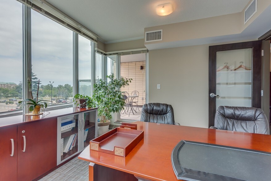 More Photos Of 888 4th Ave SW, Calgary Office For Sale