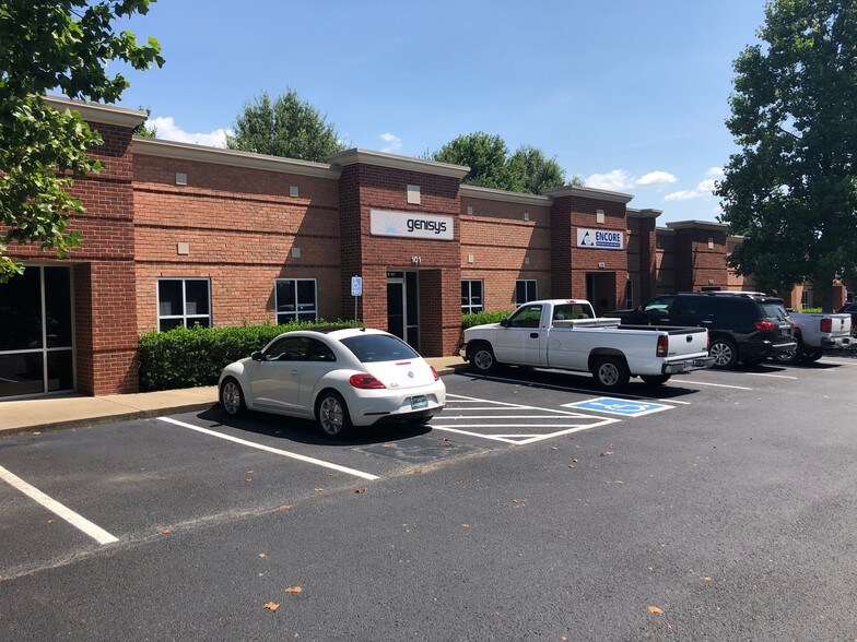 More Photos Of 256 Seaboard Ln, Franklin Medical For Sale