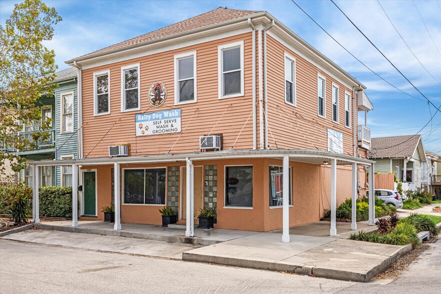 Primary Photo Of 1902 Ursuline St, Galveston Specialty For Sale